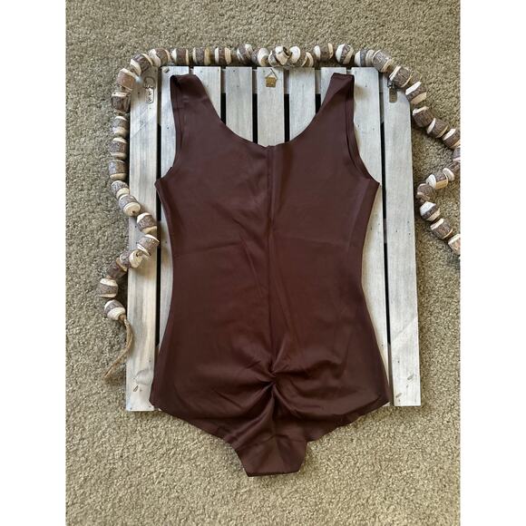 STRM LINE Shape Brown WYOB Bodysuit - Picture 6 of 10